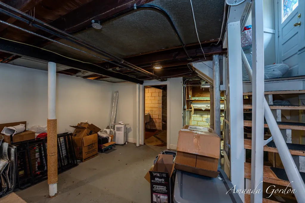 2101 Paris Avenue SE Grand Rapids City MI 49507
