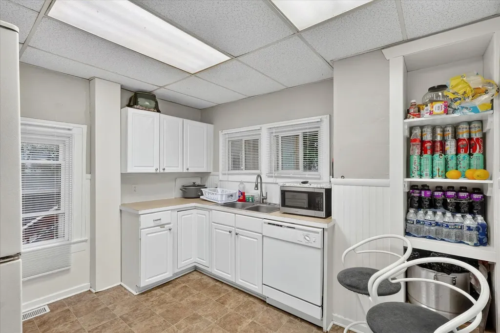 129 Palmer Street NE Grand Rapids City MI 49505
