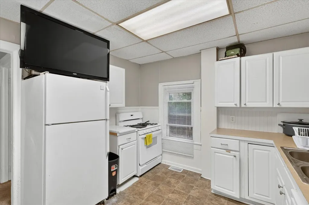 129 Palmer Street NE Grand Rapids City MI 49505