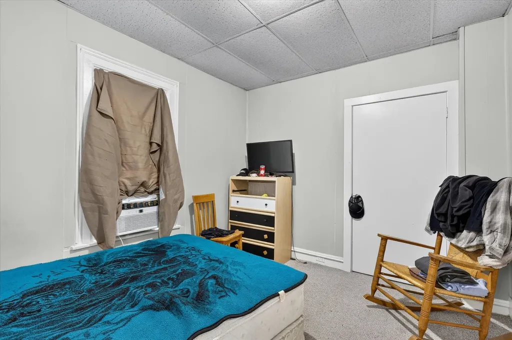 129 Palmer Street NE Grand Rapids City MI 49505