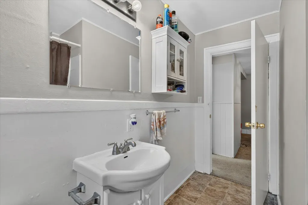 129 Palmer Street NE Grand Rapids City MI 49505