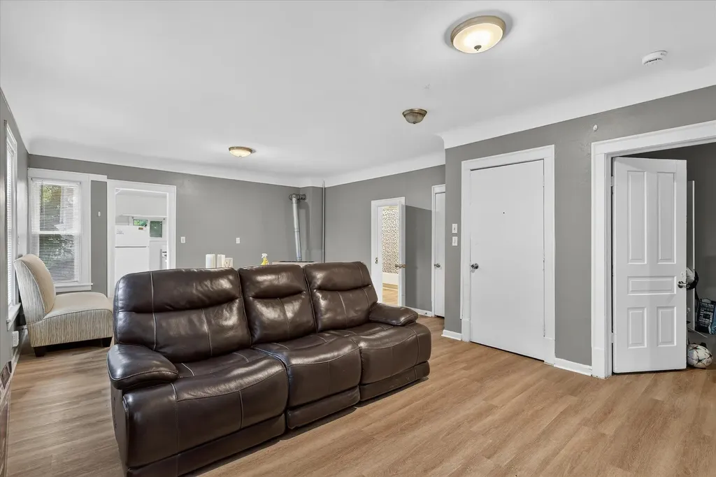 129 Palmer Street NE Grand Rapids City MI 49505