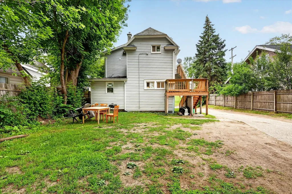 129 Palmer Street NE Grand Rapids City MI 49505
