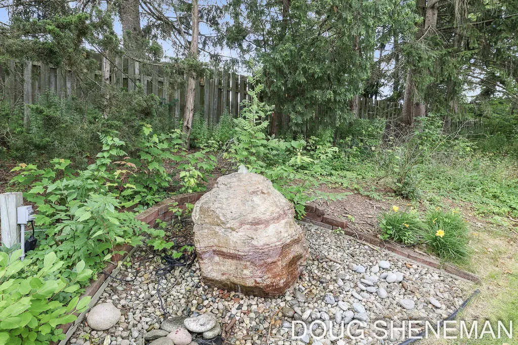 5143 Wembley Court SW Wyoming City MI 49509