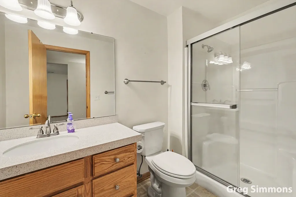 2579 Falcon Pointe Drive NW Walker City MI 49534