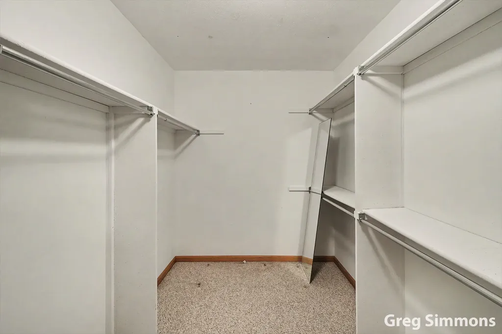 2579 Falcon Pointe Drive NW Walker City MI 49534