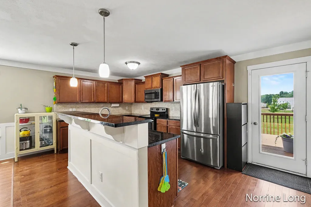 4651 Cider Mill Court NW Walker City MI 49534