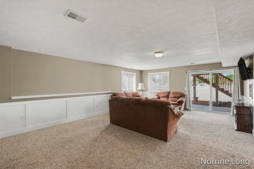 4651 Cider Mill Court NW Walker City MI 49534
