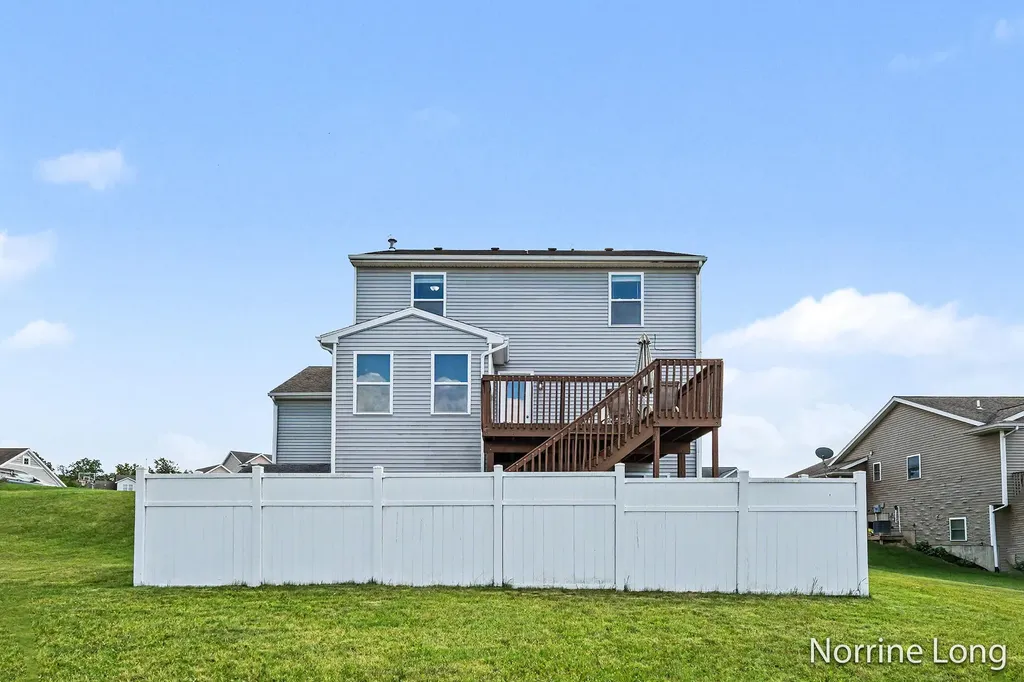 4651 Cider Mill Court NW Walker City MI 49534