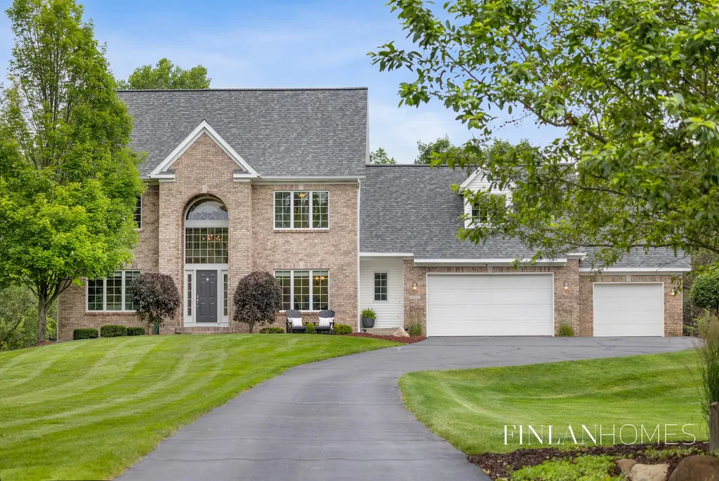 10310 E Rivershore Drive SE Caledonia Township MI 49302
