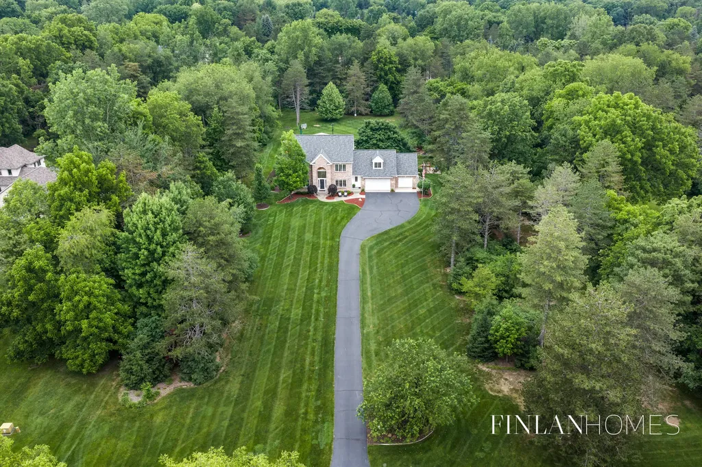 10310 E Rivershore Drive SE Caledonia Township MI 49302