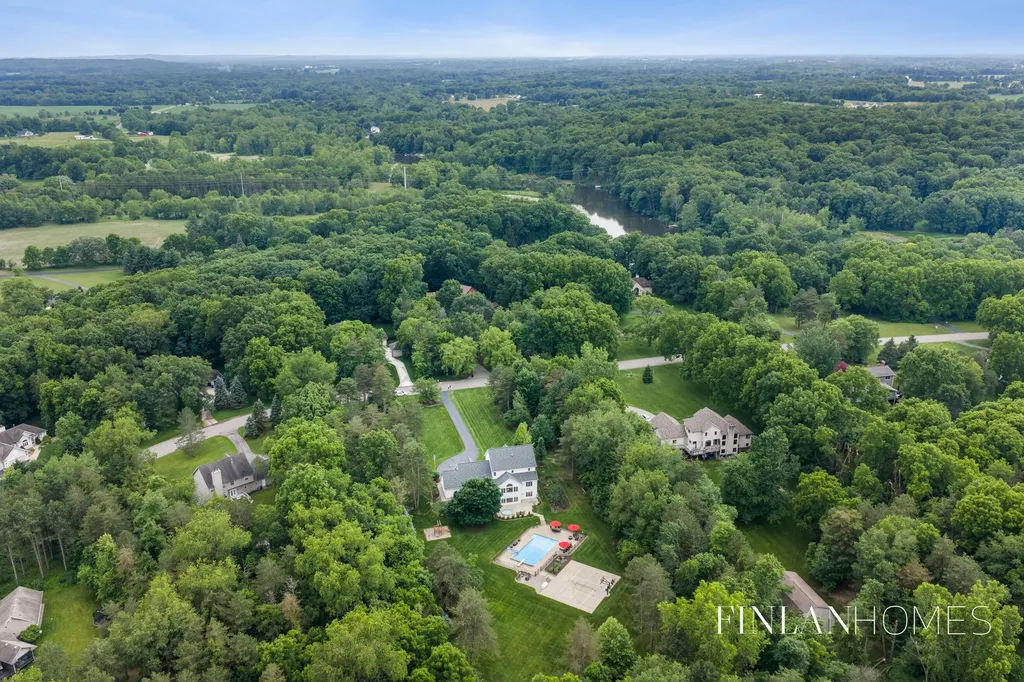 10310 E Rivershore Drive SE Caledonia Township MI 49302