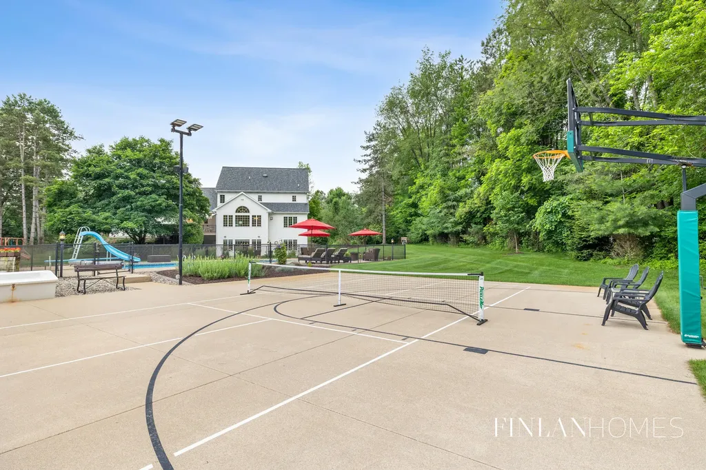 10310 E Rivershore Drive SE Caledonia Township MI 49302