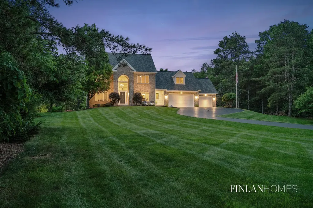 10310 E Rivershore Drive SE Caledonia Township MI 49302
