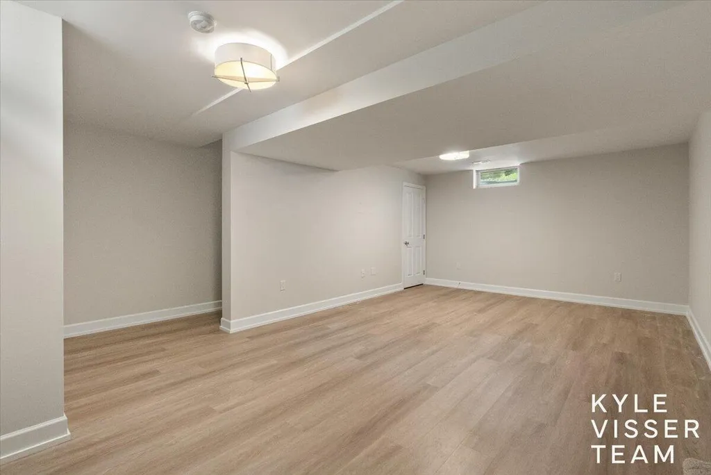 7007 Goldenrod Avenue NE Cannon Township MI 49341