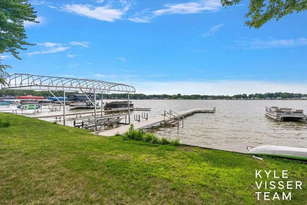 7007 Goldenrod Avenue NE Cannon Township MI 49341