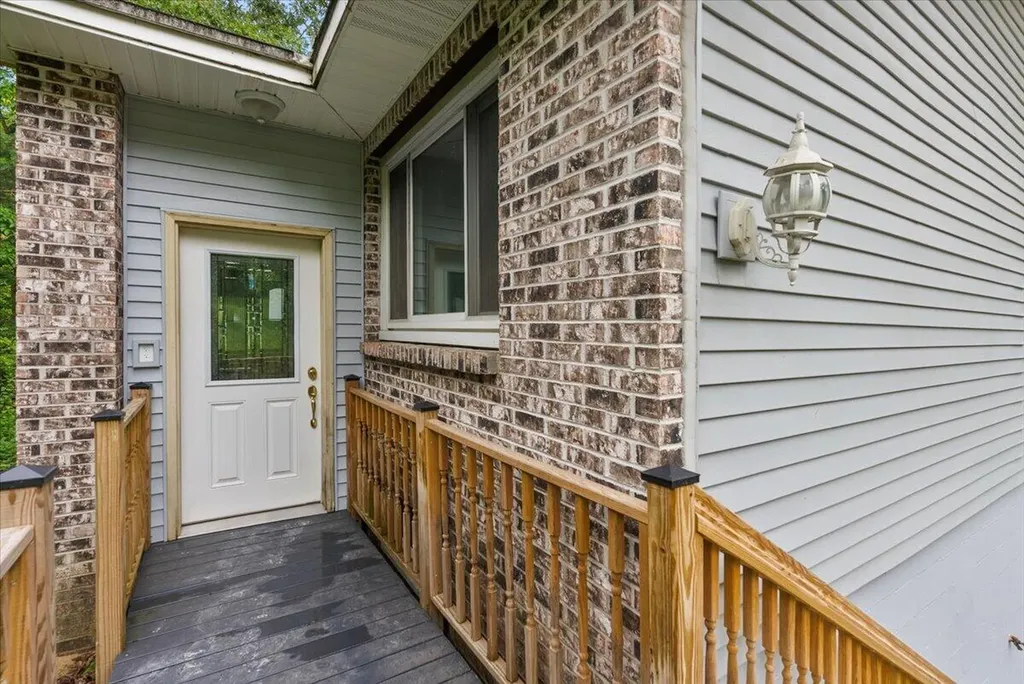 8945 Vergennes Street SE Ada Township MI 49301