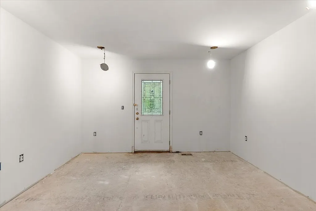 8945 Vergennes Street SE Ada Township MI 49301
