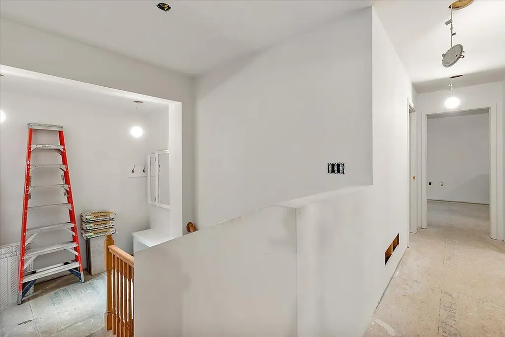 8945 Vergennes Street SE Ada Township MI 49301
