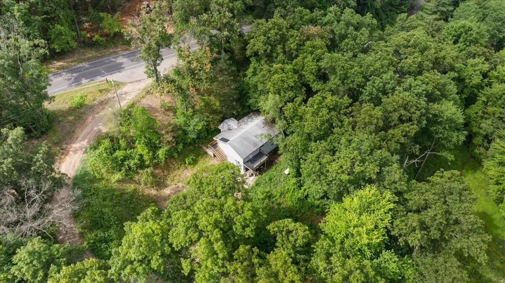 8945 Vergennes Street SE Ada Township MI 49301