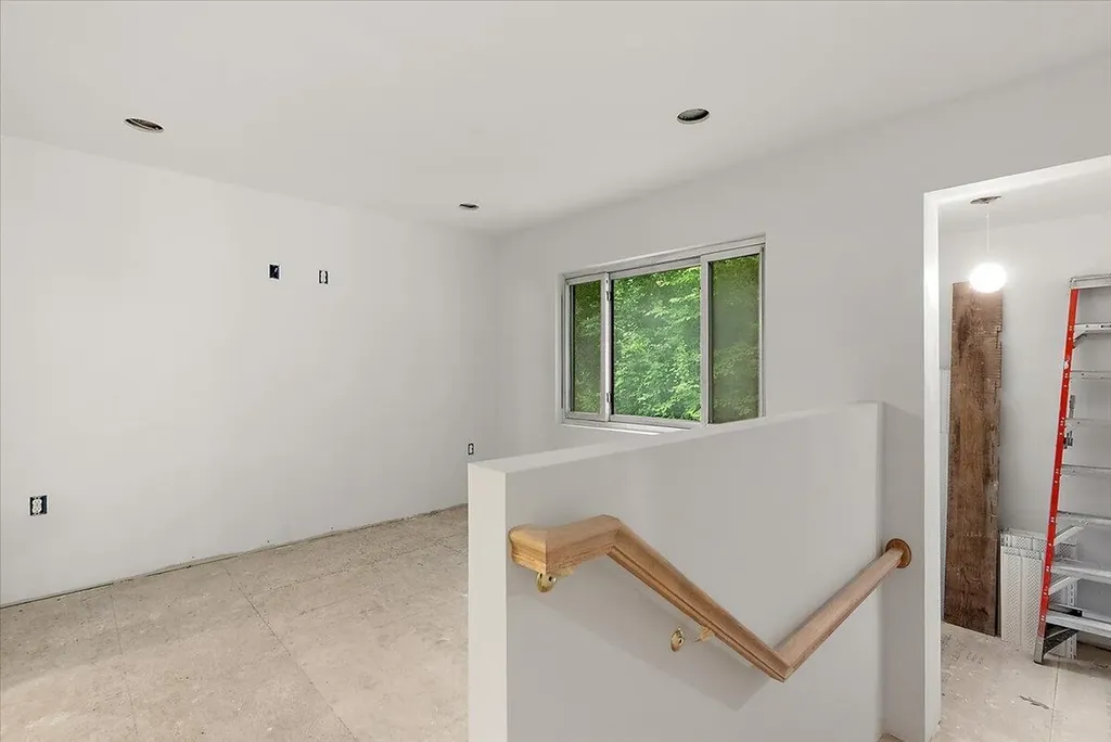 8945 Vergennes Street SE Ada Township MI 49301