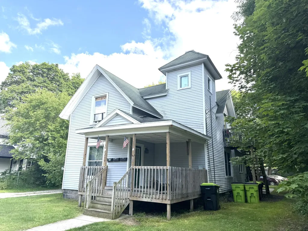 209 E Washington Street Greenville City MI 48838