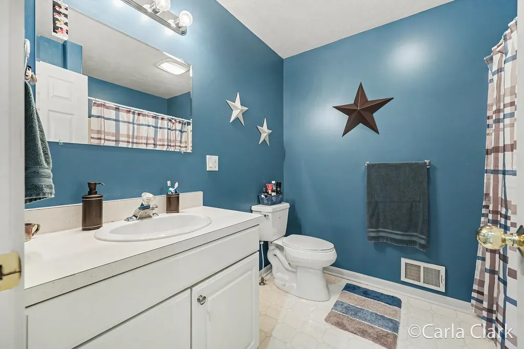 9899 Twelve Point Drive NE Courtland Township MI 49341