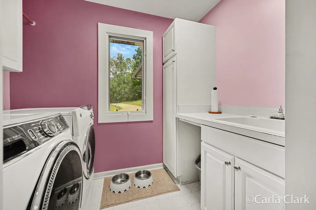 9899 Twelve Point Drive NE Courtland Township MI 49341