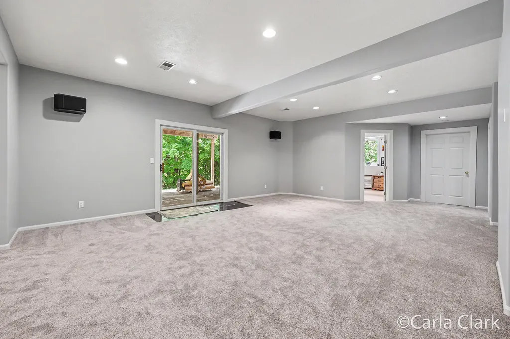 9899 Twelve Point Drive NE Courtland Township MI 49341