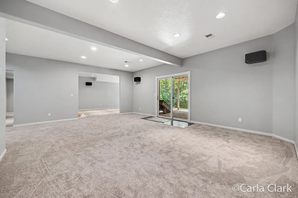 9899 Twelve Point Drive NE Courtland Township MI 49341