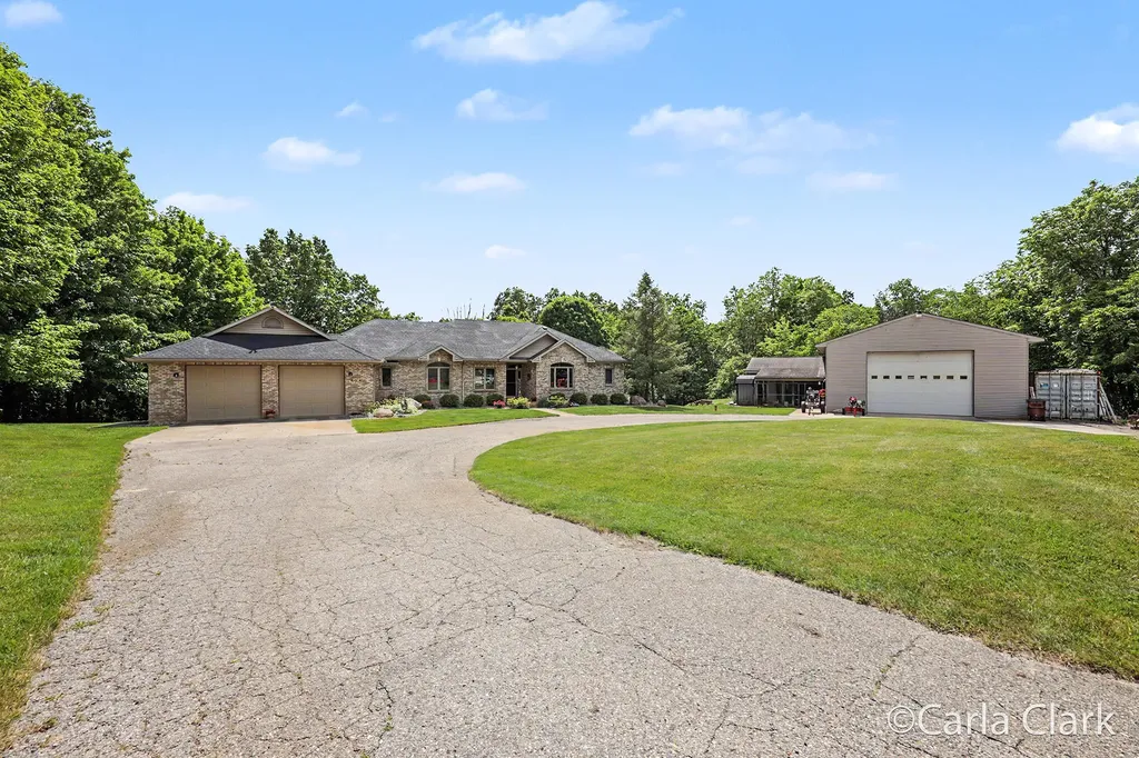 9899 Twelve Point Drive NE Courtland Township MI 49341