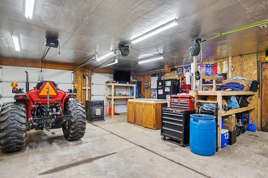 1229 Maplerow Avenue NW Walker City MI 49534
