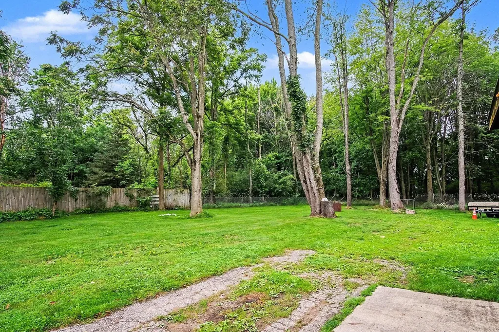 1229 Maplerow Avenue NW Walker City MI 49534