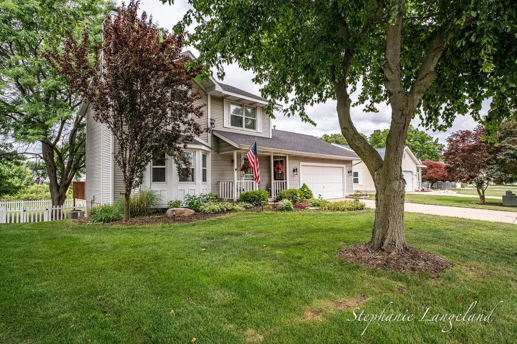 1511 Springbrook Drive Georgetown Charter Township MI 49428