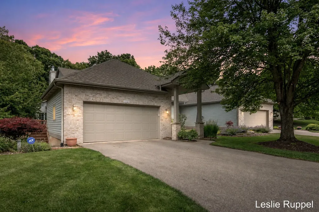 1712 Big Timber Court NE Grand Rapids City MI 49505