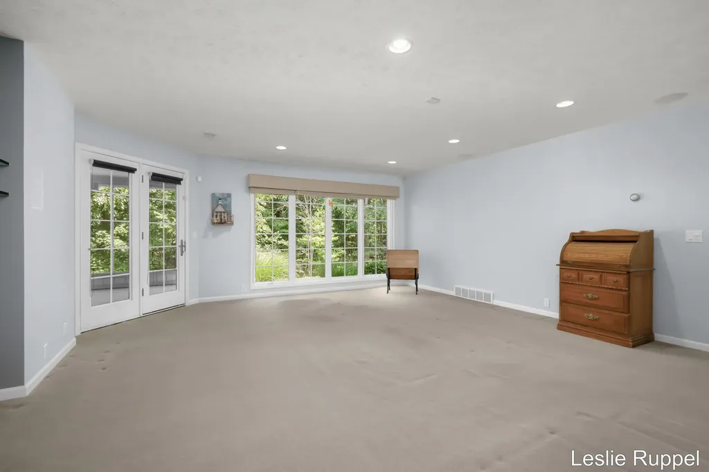 1712 Big Timber Court NE Grand Rapids City MI 49505