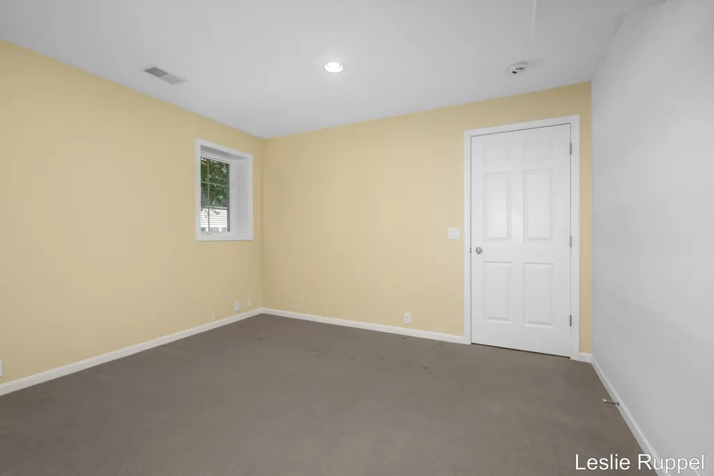 1712 Big Timber Court NE Grand Rapids City MI 49505
