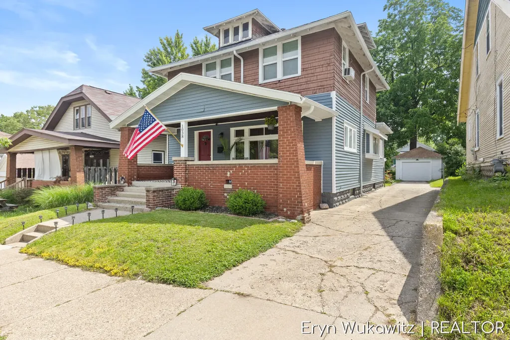 1038 Widdicomb Avenue NW Grand Rapids City MI 49504