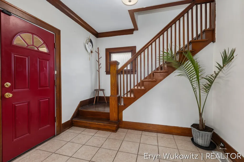 1038 Widdicomb Avenue NW Grand Rapids City MI 49504