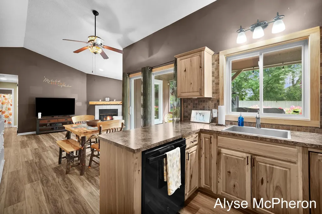 3240 Sunrise Street SE Grand Rapids City MI 49508