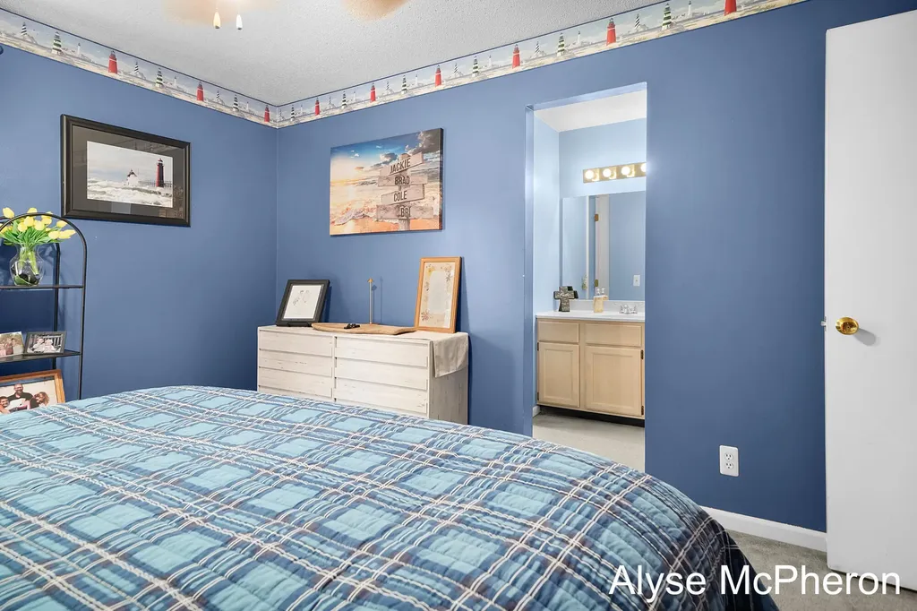 3240 Sunrise Street SE Grand Rapids City MI 49508
