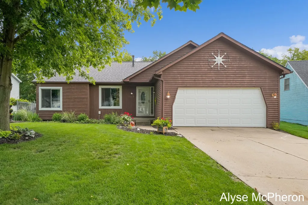 3240 Sunrise Street SE Grand Rapids City MI 49508