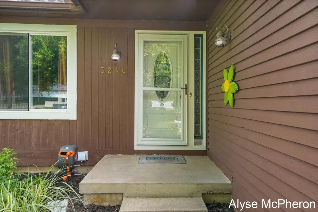 3240 Sunrise Street SE Grand Rapids City MI 49508