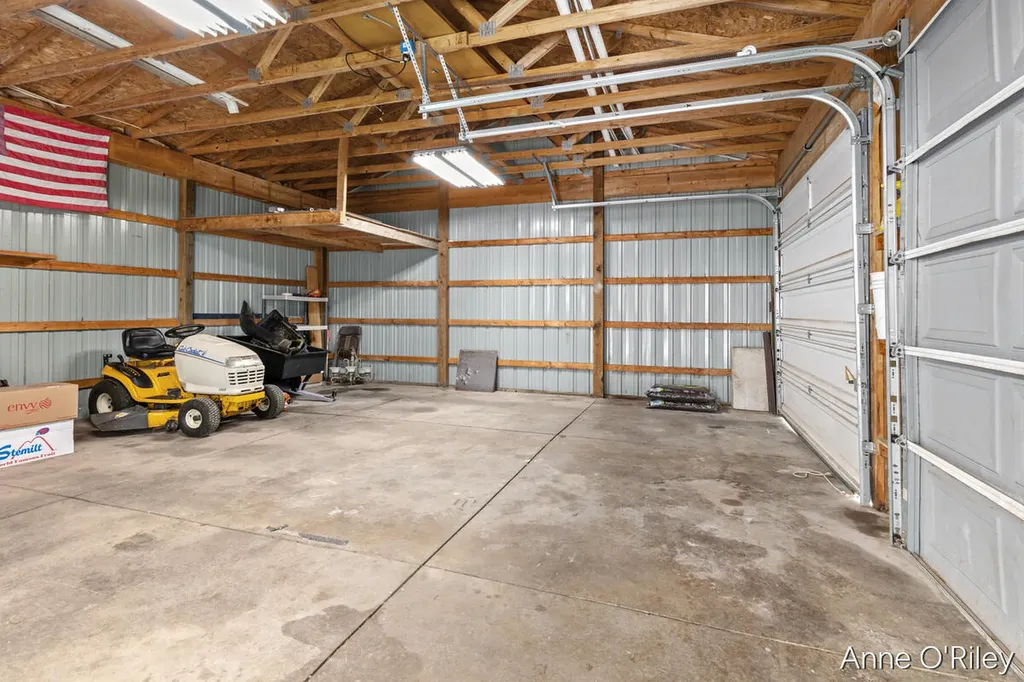2811 E Vermontville Highway Unknown City MI 48813