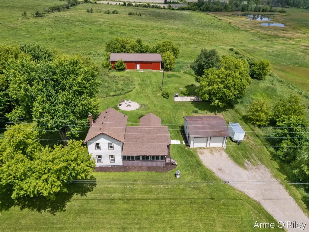 2811 E Vermontville Highway Unknown City MI 48813