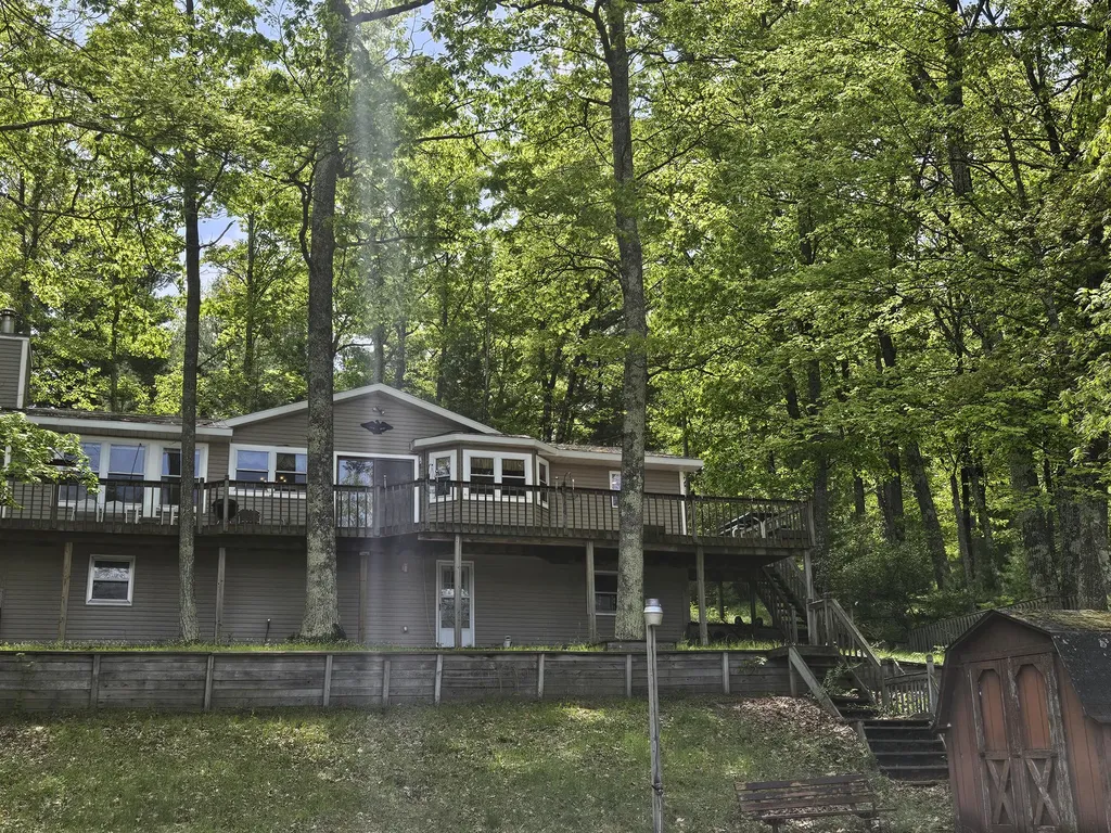 8862 W Rainbow Lake Drive Lake Township MI 49304