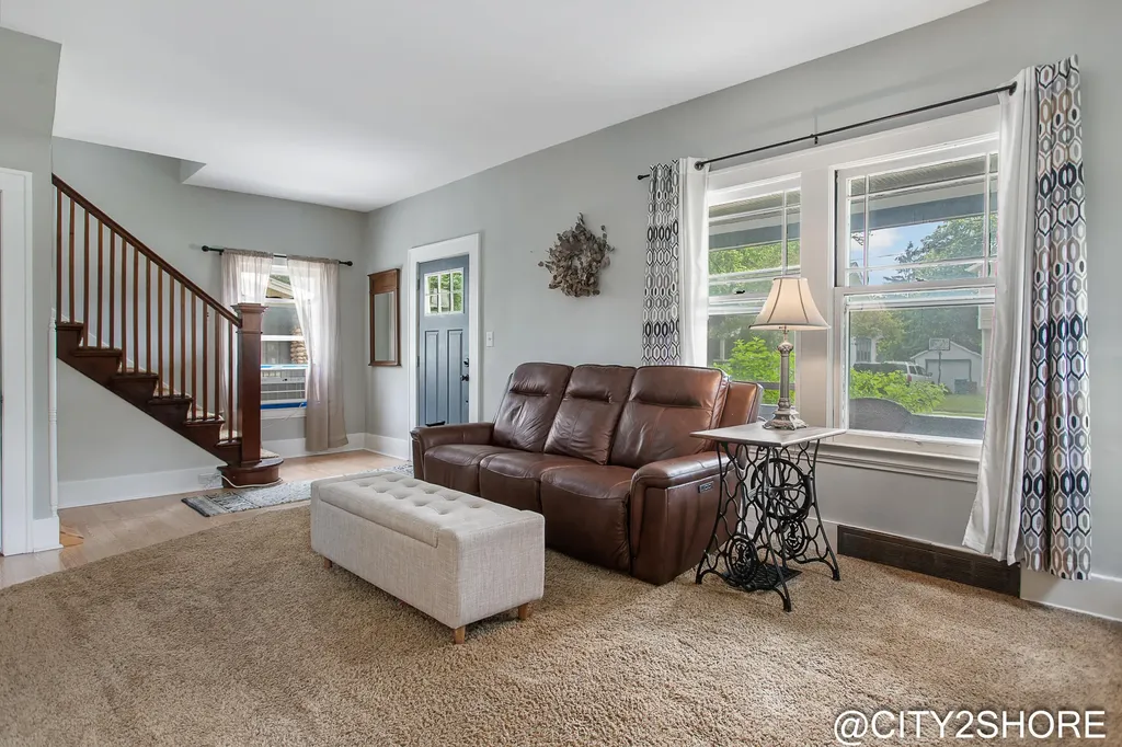 2317 Collingwood Avenue SW Wyoming City MI 49519