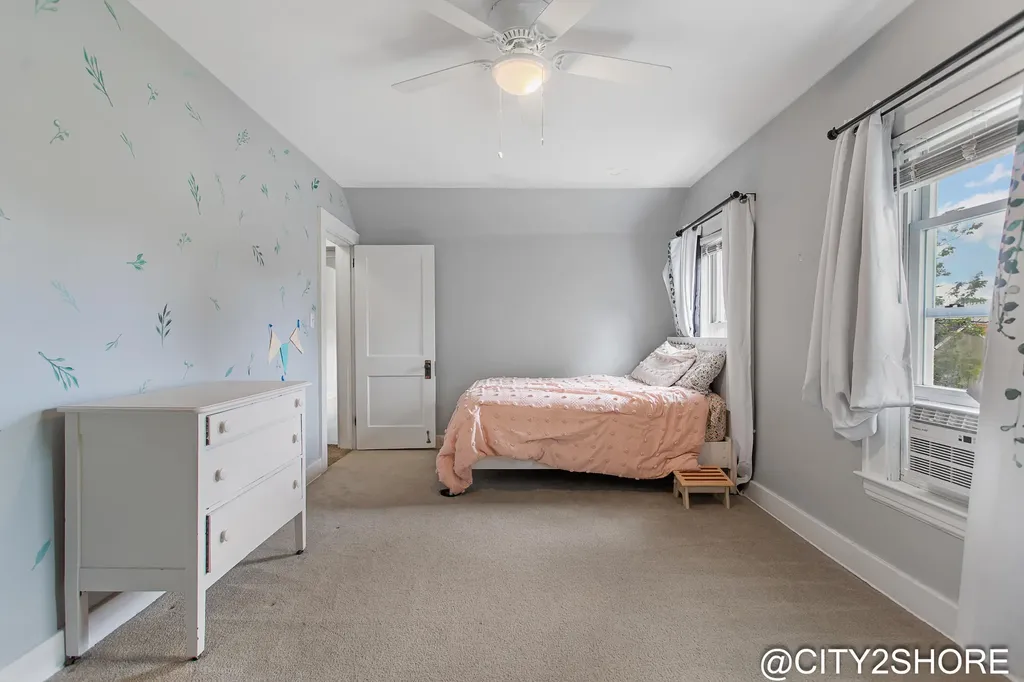 2317 Collingwood Avenue SW Wyoming City MI 49519