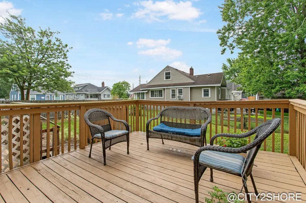 2317 Collingwood Avenue SW Wyoming City MI 49519