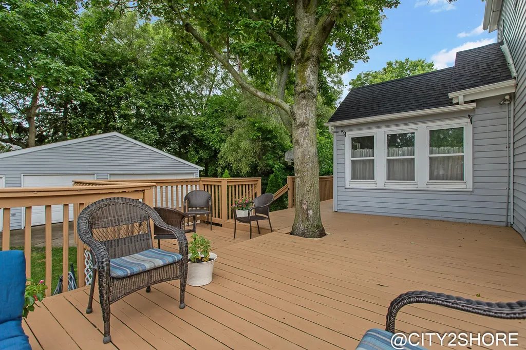 2317 Collingwood Avenue SW Wyoming City MI 49519